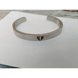 NIB Engraved In Memorium Memorial Bracelet
